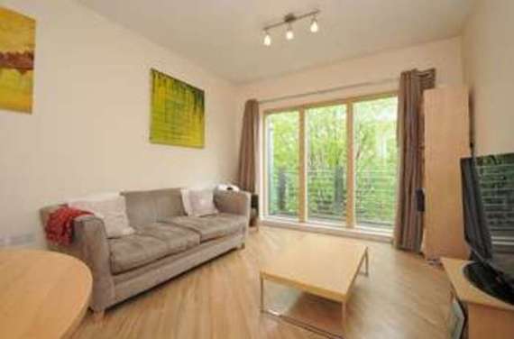 1 bedroom Flat to re...